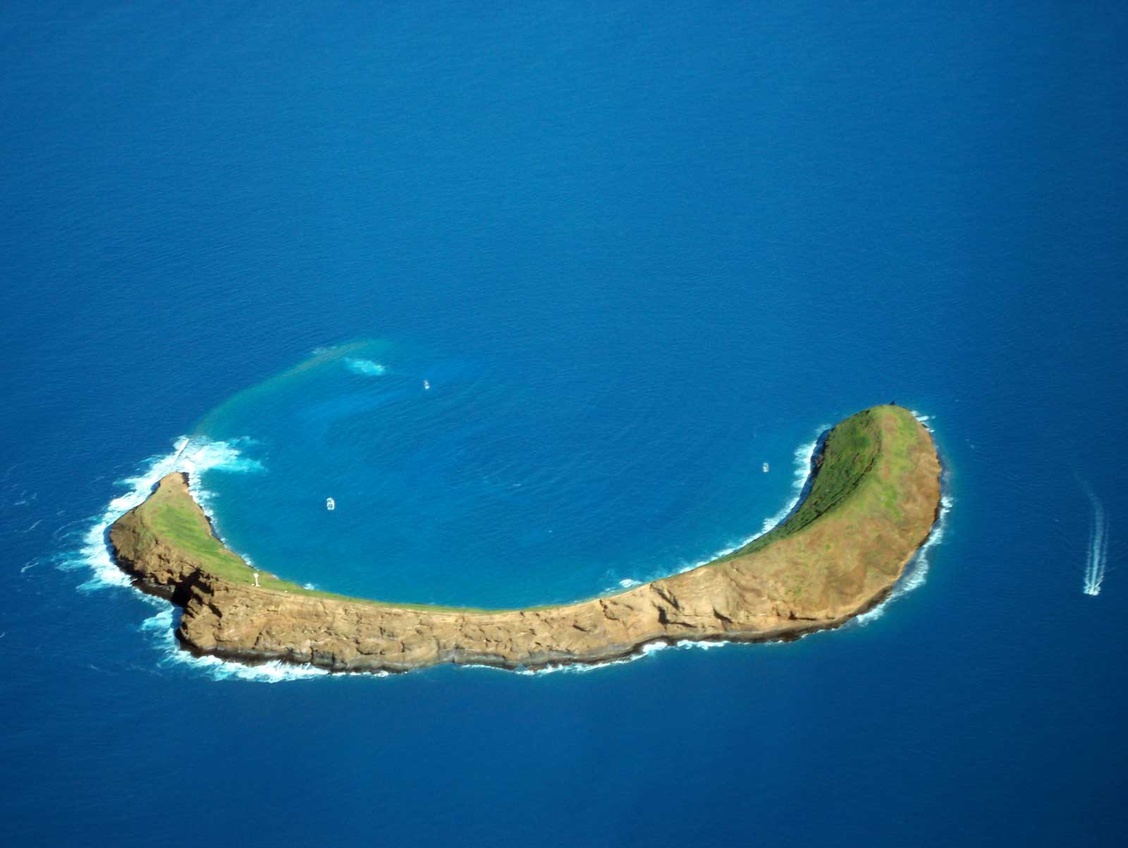 Molokini Islet Hawaii Pictures